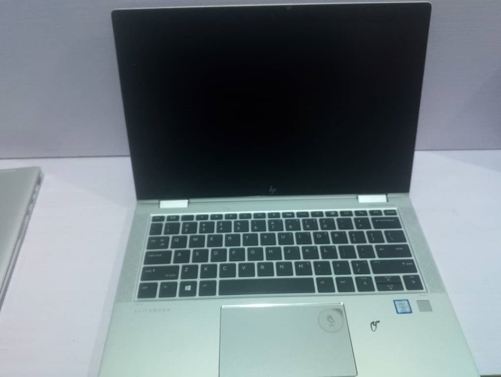 HP Elitebook x360 1030g3 256 SSD, 8G RAM, Fingerprint biometrics, touchscreen, FaceID , backlit